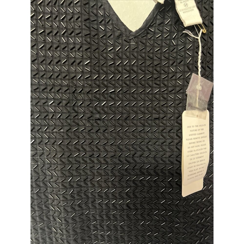 NWT Sideffects Woman's Black Beaded Short Cap Sleeve V Neck Top Medium - Picture 2 of 8